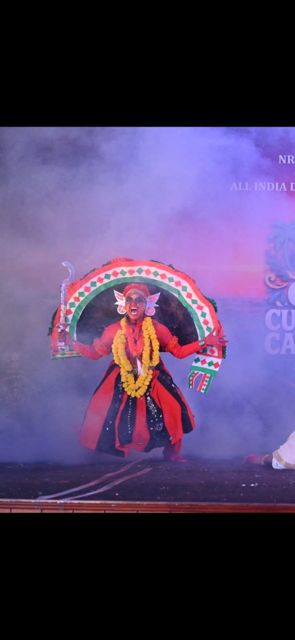 Performance Image 12